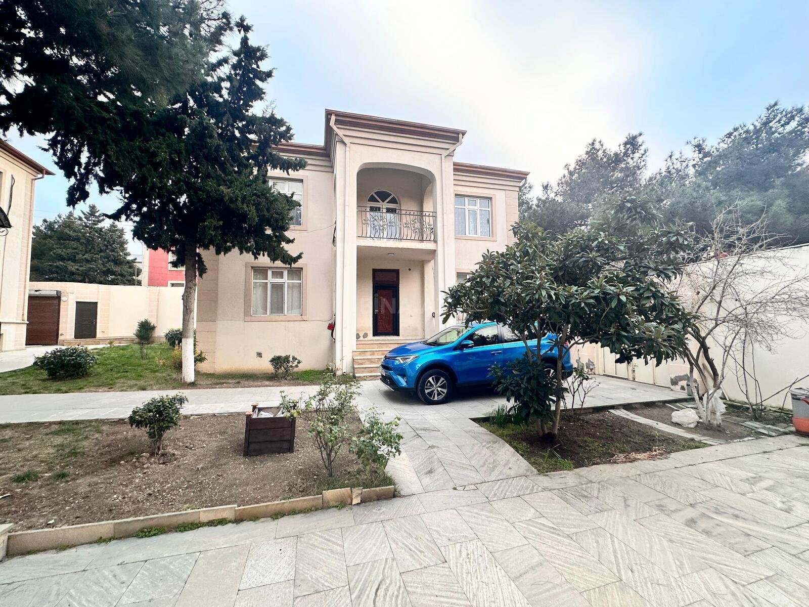 2-Story 5-room Villa in Ahmedli, 240 m²